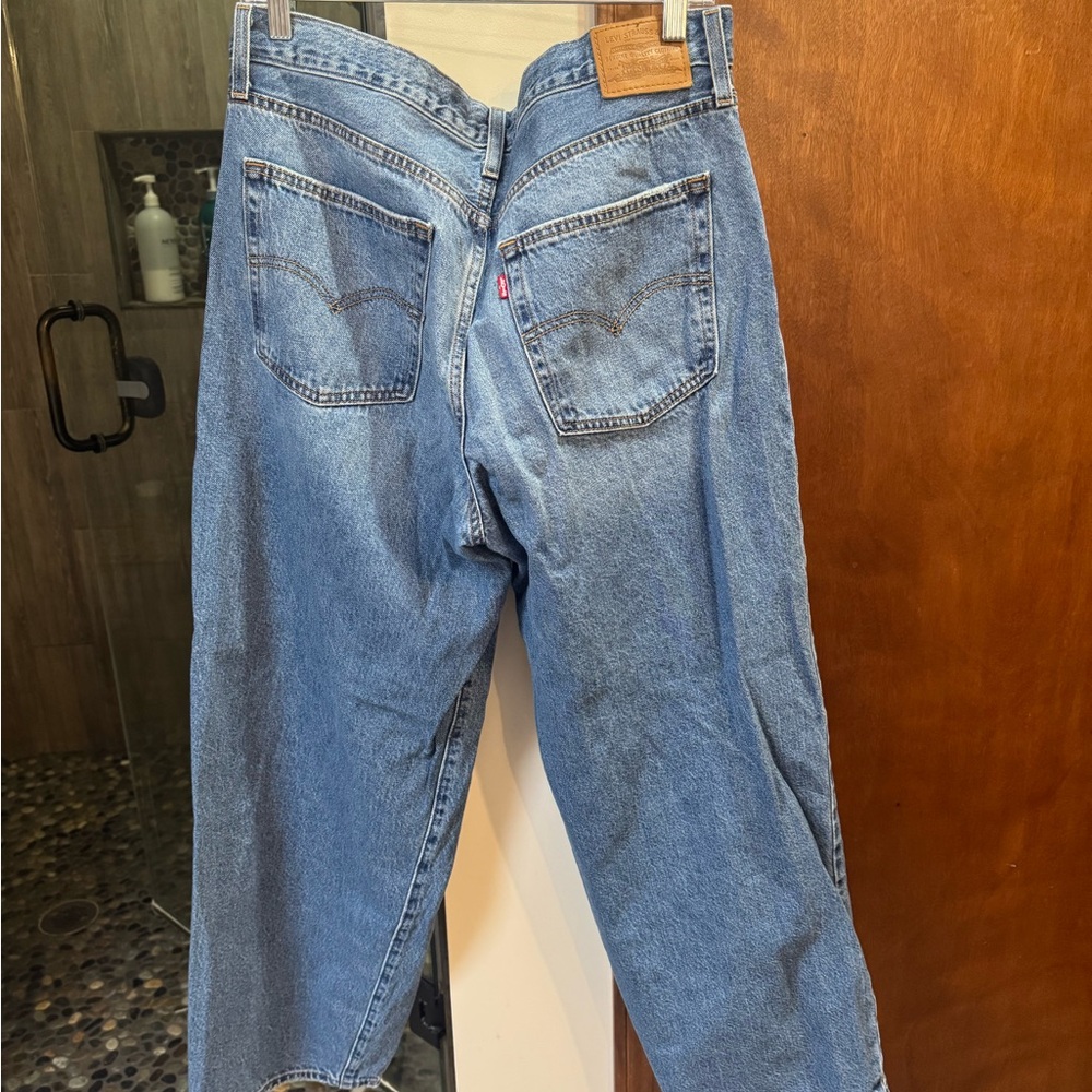 Levi's baggy dad jeans